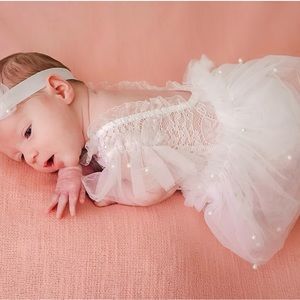 New Born Lace Picture Set